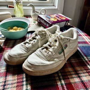 Vintage Reebok sneakers